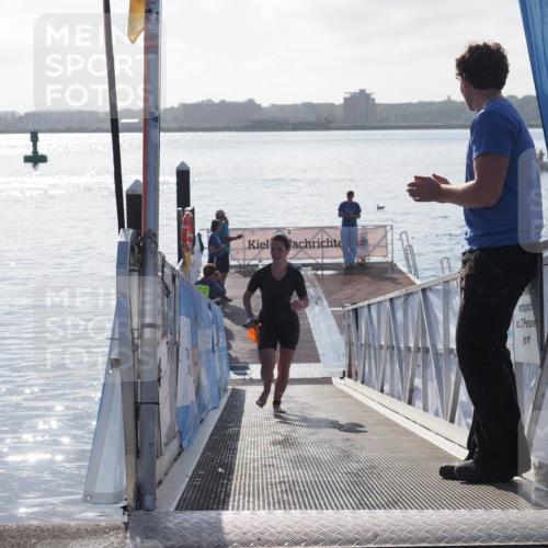 17.08.2025 - KN Förde Triathlon 2025 MichiJ http://msf.ph/oto/8576969 17.08.2025 09:12:52 Schwimmen 136, 142, 142 meine-sportfotos.de