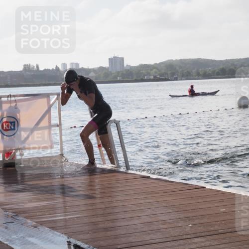 17.08.2025 - KN Förde Triathlon 2025 KatJ http://msf.ph/oto/8577146 17.08.2025 09:16:24 Schwimmen 144, 160, 166, 156, 160, 164, 166 meine-sportfotos.de