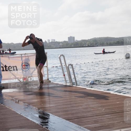 17.08.2025 - KN Förde Triathlon 2025 KatJ http://msf.ph/oto/8577165 17.08.2025 09:16:25 Schwimmen 144, 160, 166, 160, 164, 166 meine-sportfotos.de