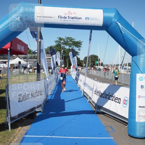 17.08.2025 - KN Förde Triathlon 2025 MichiJ http://msf.ph/oto/8577204 17.08.2025 16:04:58 Laufen 31 meine-sportfotos.de