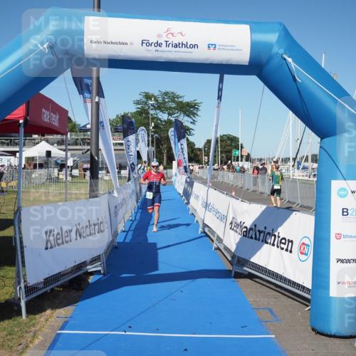17.08.2025 - KN Förde Triathlon 2025 MichiJ http://msf.ph/oto/8577210 17.08.2025 16:04:59 Laufen 31 meine-sportfotos.de