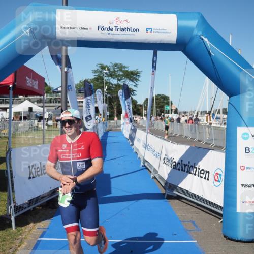 17.08.2025 - KN Förde Triathlon 2025 MichiJ http://msf.ph/oto/8577270 17.08.2025 16:05:01 Laufen 31 meine-sportfotos.de