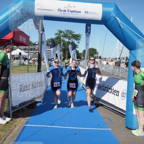 17.08.2025 - KN Förde Triathlon 2025 MichiJ http://msf.ph/oto/8577936 17.08.2025 16:12:45 Laufen 23, 30 meine-sportfotos.de