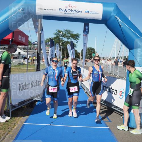 17.08.2025 - KN Förde Triathlon 2025 MichiJ http://msf.ph/oto/8577945 17.08.2025 16:12:45 Laufen 23, 30 meine-sportfotos.de