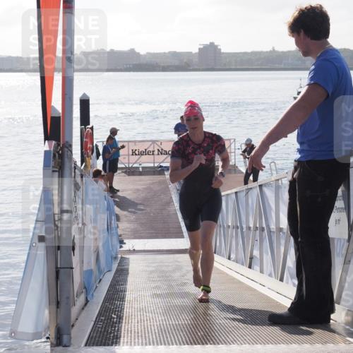 17.08.2025 - KN Förde Triathlon 2025 MichiJ http://msf.ph/oto/8578102 17.08.2025 09:15:22 Schwimmen 143, 145, 147, 141, 143, 149 meine-sportfotos.de