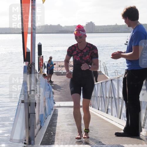 17.08.2025 - KN Förde Triathlon 2025 MichiJ http://msf.ph/oto/8578131 17.08.2025 09:15:23 Schwimmen 143, 145, 147, 141, 143, 149 meine-sportfotos.de