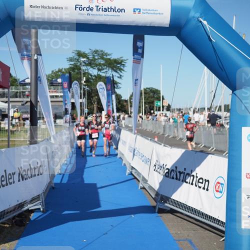 17.08.2025 - KN Förde Triathlon 2025 MichiJ http://msf.ph/oto/8578291 17.08.2025 16:13:31 Laufen 27 meine-sportfotos.de