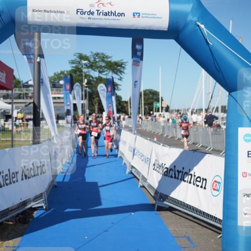 17.08.2025 - KN Förde Triathlon 2025 MichiJ http://msf.ph/oto/8578295 17.08.2025 16:13:31 Laufen 27 meine-sportfotos.de