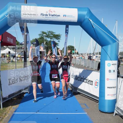 17.08.2025 - KN Förde Triathlon 2025 MichiJ http://msf.ph/oto/8578375 17.08.2025 16:13:34 Laufen 27 meine-sportfotos.de