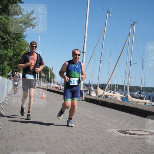 17.08.2025 - KN Förde Triathlon 2025 KatJ http://msf.ph/oto/8578478 17.08.2025 12:14:36 Laufen 302, 337, 348 meine-sportfotos.de