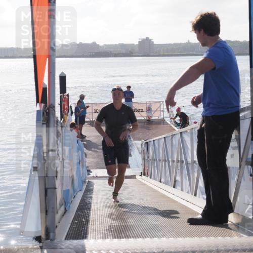 17.08.2025 - KN Förde Triathlon 2025 MichiJ http://msf.ph/oto/8578482 17.08.2025 09:16:03 Schwimmen 168, 137, 156, 162, 168 meine-sportfotos.de