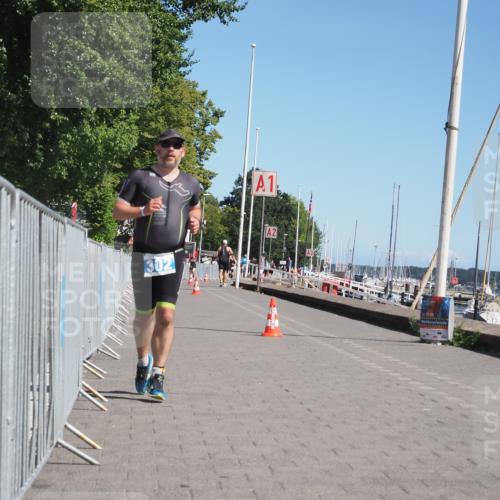 17.08.2025 - KN Förde Triathlon 2025 KatJ http://msf.ph/oto/8578551 17.08.2025 12:14:41 Laufen 302, 337 meine-sportfotos.de