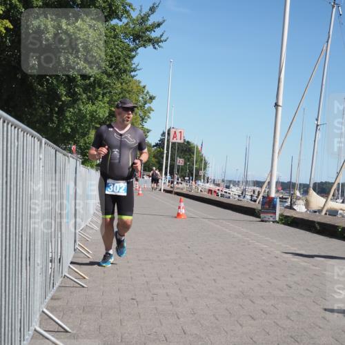 17.08.2025 - KN Förde Triathlon 2025 KatJ http://msf.ph/oto/8578567 17.08.2025 12:14:42 Laufen 302 meine-sportfotos.de