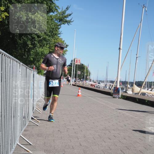 17.08.2025 - KN Förde Triathlon 2025 KatJ http://msf.ph/oto/8578574 17.08.2025 12:14:42 Laufen 302 meine-sportfotos.de