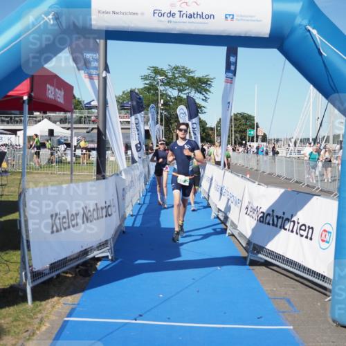 17.08.2025 - KN Förde Triathlon 2025 MichiJ http://msf.ph/oto/8578636 17.08.2025 16:13:59 Laufen 24, 36 meine-sportfotos.de