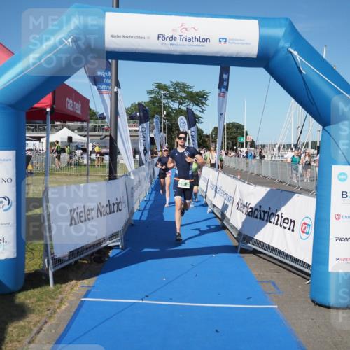 17.08.2025 - KN Förde Triathlon 2025 MichiJ http://msf.ph/oto/8578640 17.08.2025 16:13:59 Laufen 24, 36 meine-sportfotos.de