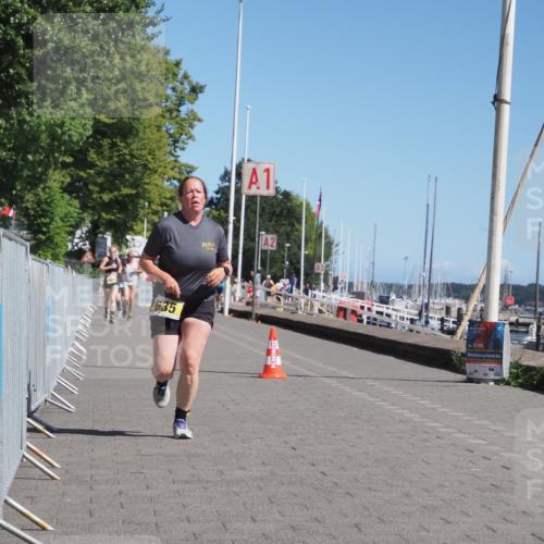 17.08.2025 - KN Förde Triathlon 2025 KatJ http://msf.ph/oto/8578662 17.08.2025 12:15:06 Laufen 338, 635 meine-sportfotos.de