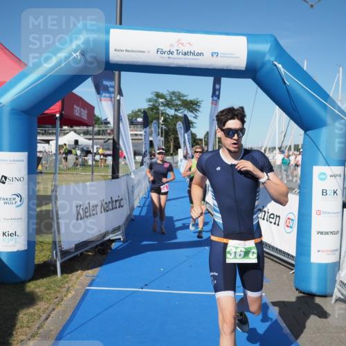17.08.2025 - KN Förde Triathlon 2025 MichiJ http://msf.ph/oto/8578688 17.08.2025 16:14:00 Laufen 24, 36 meine-sportfotos.de