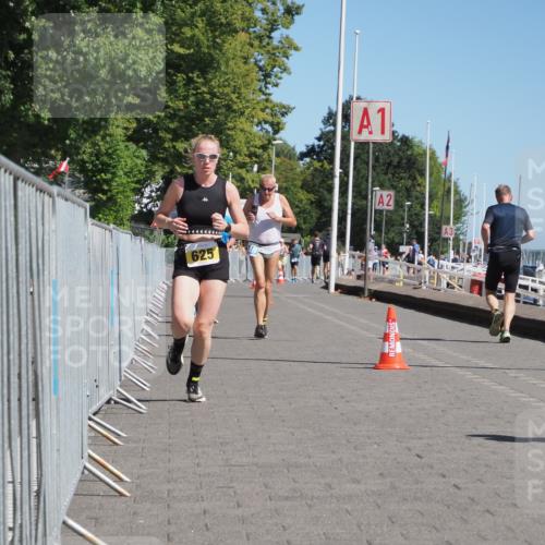 17.08.2025 - KN Förde Triathlon 2025 KatJ http://msf.ph/oto/8578773 17.08.2025 12:15:15 Laufen 346, 625 meine-sportfotos.de