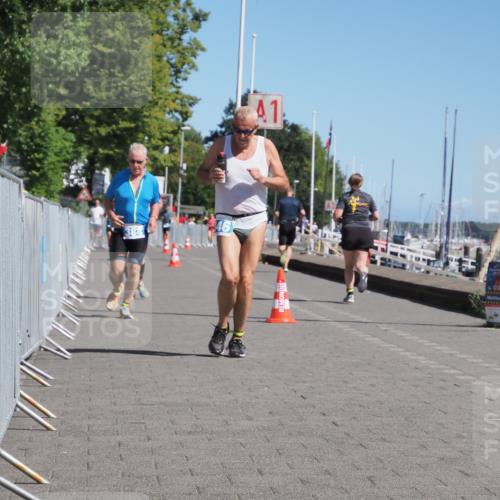 17.08.2025 - KN Förde Triathlon 2025 KatJ http://msf.ph/oto/8578832 17.08.2025 12:15:20 Laufen 346, 384, 625 meine-sportfotos.de