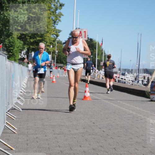 17.08.2025 - KN Förde Triathlon 2025 KatJ http://msf.ph/oto/8578836 17.08.2025 12:15:20 Laufen 346, 384, 625 meine-sportfotos.de