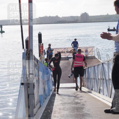 17.08.2025 - KN Förde Triathlon 2025 MichiJ http://msf.ph/oto/8579043 17.08.2025 09:16:45 Schwimmen 144, 160, 172, 172, 176 meine-sportfotos.de