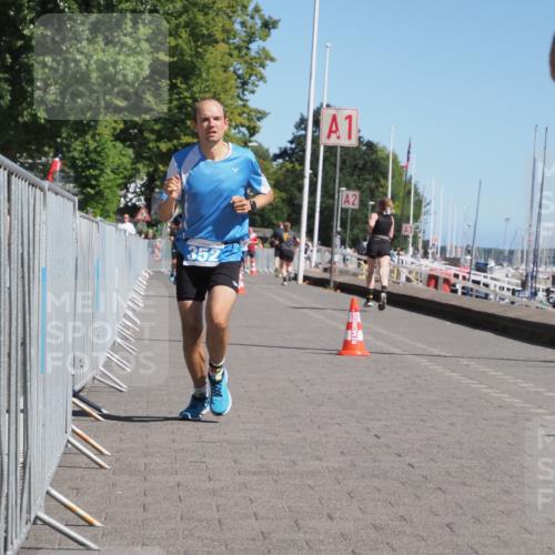 17.08.2025 - KN Förde Triathlon 2025 KatJ http://msf.ph/oto/8579046 17.08.2025 12:15:31 Laufen 308, 352 meine-sportfotos.de