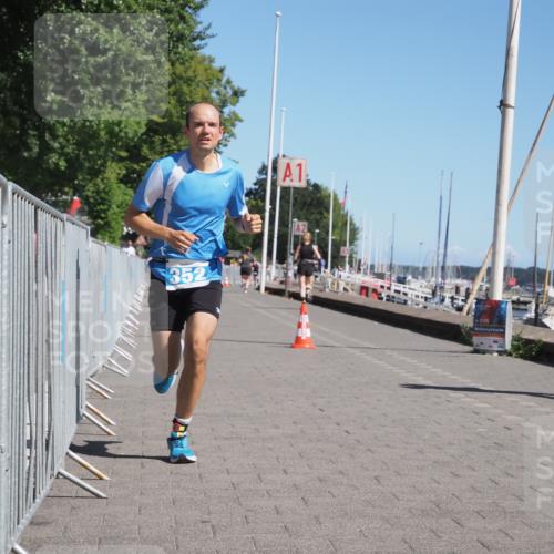 17.08.2025 - KN Förde Triathlon 2025 KatJ http://msf.ph/oto/8579076 17.08.2025 12:15:32 Laufen 308, 352 meine-sportfotos.de