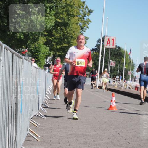 17.08.2025 - KN Förde Triathlon 2025 KatJ http://msf.ph/oto/8579392 17.08.2025 12:15:59 Laufen 353, 361, 641 meine-sportfotos.de