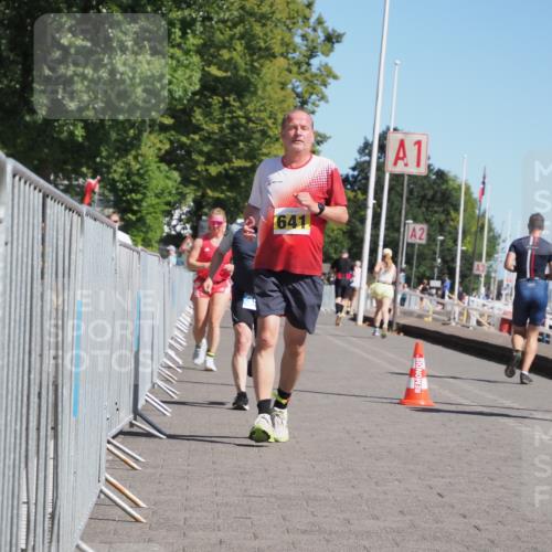 17.08.2025 - KN Förde Triathlon 2025 KatJ http://msf.ph/oto/8579401 17.08.2025 12:15:59 Laufen 353, 361, 641 meine-sportfotos.de