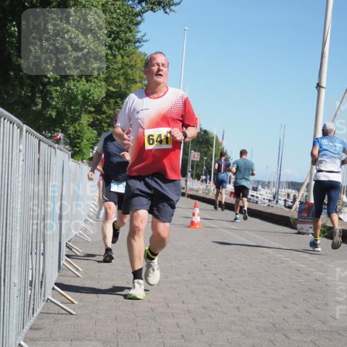 17.08.2025 - KN Förde Triathlon 2025 KatJ http://msf.ph/oto/8579459 17.08.2025 12:16:01 Laufen 353, 606, 641 meine-sportfotos.de