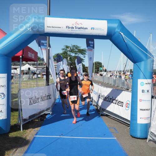 17.08.2025 - KN Förde Triathlon 2025 MichiJ http://msf.ph/oto/8579561 17.08.2025 16:20:07 Laufen 15 meine-sportfotos.de