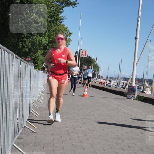 17.08.2025 - KN Förde Triathlon 2025 KatJ http://msf.ph/oto/8579567 17.08.2025 12:16:08 Laufen 606, 610 meine-sportfotos.de