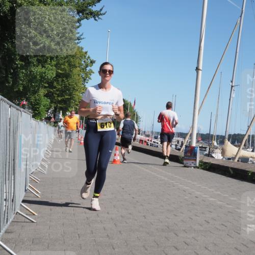 17.08.2025 - KN Förde Triathlon 2025 KatJ http://msf.ph/oto/8579622 17.08.2025 12:16:12 Laufen 606, 610 meine-sportfotos.de
