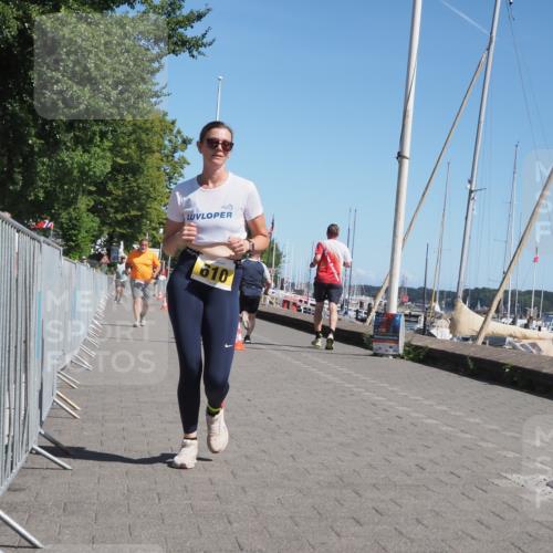 17.08.2025 - KN Förde Triathlon 2025 KatJ http://msf.ph/oto/8579637 17.08.2025 12:16:12 Laufen 606, 610 meine-sportfotos.de