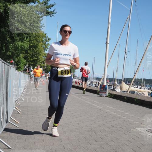 17.08.2025 - KN Förde Triathlon 2025 KatJ http://msf.ph/oto/8579650 17.08.2025 12:16:13 Laufen 606, 610 meine-sportfotos.de