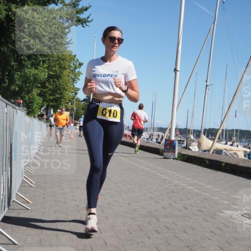 17.08.2025 - KN Förde Triathlon 2025 KatJ http://msf.ph/oto/8579654 17.08.2025 12:16:13 Laufen 606, 610 meine-sportfotos.de
