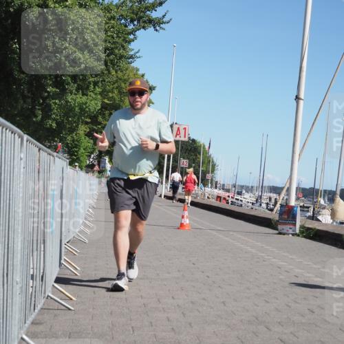17.08.2025 - KN Förde Triathlon 2025 KatJ http://msf.ph/oto/8579841 17.08.2025 12:16:31 Laufen 356, 613 meine-sportfotos.de