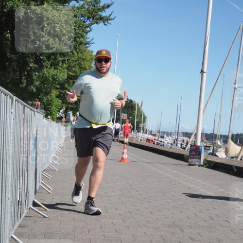 17.08.2025 - KN Förde Triathlon 2025 KatJ http://msf.ph/oto/8579855 17.08.2025 12:16:32 Laufen 356, 613 meine-sportfotos.de