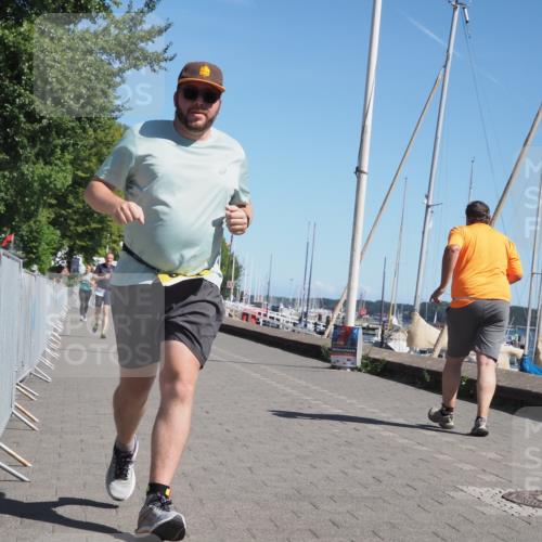17.08.2025 - KN Förde Triathlon 2025 KatJ http://msf.ph/oto/8579883 17.08.2025 12:16:32 Laufen 356, 613 meine-sportfotos.de