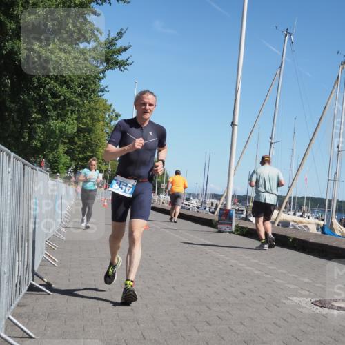 17.08.2025 - KN Förde Triathlon 2025 KatJ http://msf.ph/oto/8579939 17.08.2025 12:16:40 Laufen 356, 627 meine-sportfotos.de
