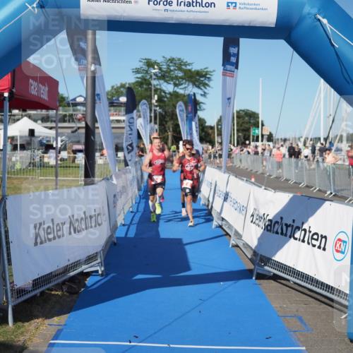17.08.2025 - KN Förde Triathlon 2025 MichiJ http://msf.ph/oto/8580024 17.08.2025 16:21:26 Laufen 2 meine-sportfotos.de
