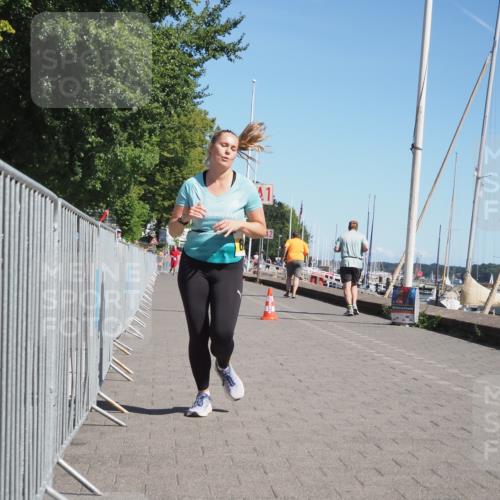 17.08.2025 - KN Förde Triathlon 2025 KatJ http://msf.ph/oto/8580040 17.08.2025 12:16:44 Laufen 627 meine-sportfotos.de