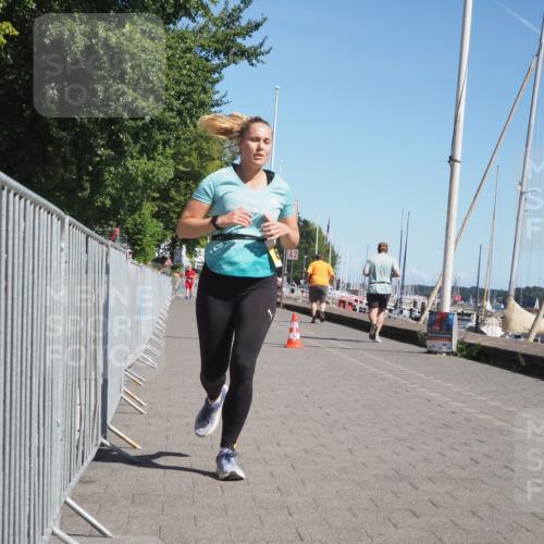 17.08.2025 - KN Förde Triathlon 2025 KatJ http://msf.ph/oto/8580050 17.08.2025 12:16:44 Laufen 627 meine-sportfotos.de