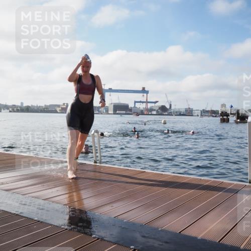 17.08.2025 - KN Förde Triathlon 2025 KatJ http://msf.ph/oto/8580053 17.08.2025 09:22:01 Schwimmen 210, 212, 213, 215, 224, 242, 210, 212, 215, 224, 242 meine-sportfotos.de