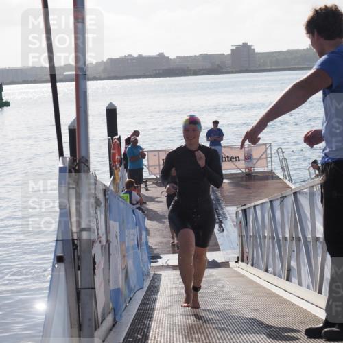 17.08.2025 - KN Förde Triathlon 2025 MichiJ http://msf.ph/oto/8580138 17.08.2025 09:18:07 Schwimmen 161, 175, 180, 182, 175, 189, 254 meine-sportfotos.de