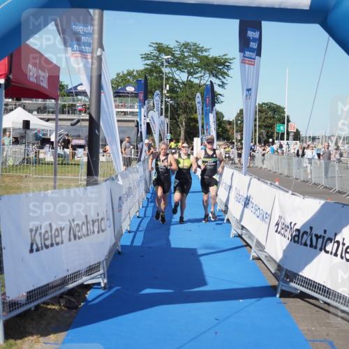 17.08.2025 - KN Förde Triathlon 2025 MichiJ http://msf.ph/oto/8580197 17.08.2025 16:22:07 Laufen 34 meine-sportfotos.de