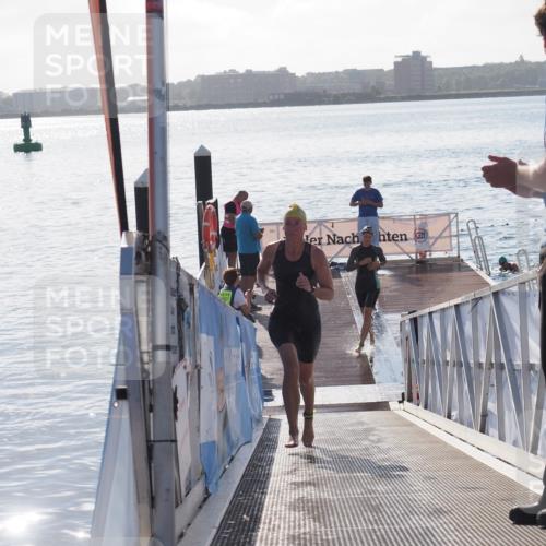 17.08.2025 - KN Förde Triathlon 2025 MichiJ http://msf.ph/oto/8580204 17.08.2025 09:18:10 Schwimmen 175, 182, 189, 189, 254 meine-sportfotos.de