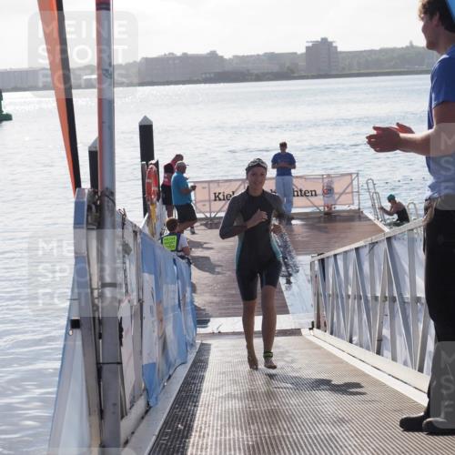 17.08.2025 - KN Förde Triathlon 2025 MichiJ http://msf.ph/oto/8580258 17.08.2025 09:18:14 Schwimmen 175, 189, 254, 174, 185, 254 meine-sportfotos.de