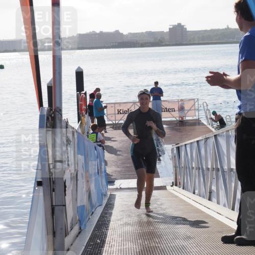 17.08.2025 - KN Förde Triathlon 2025 MichiJ http://msf.ph/oto/8580266 17.08.2025 09:18:15 Schwimmen 175, 189, 254, 174, 185, 254 meine-sportfotos.de